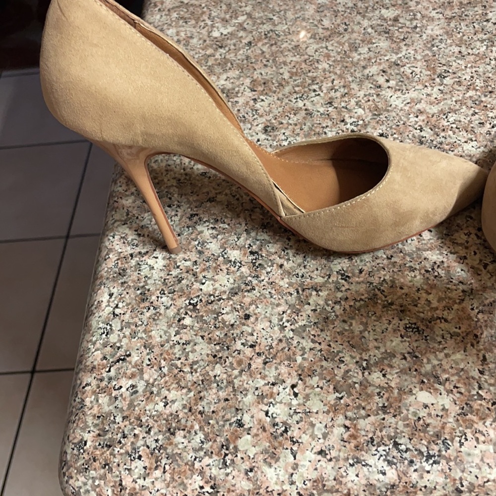 Shoes - Picture 3 of 5